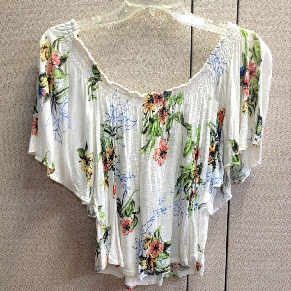 Off the Shoulder Parrot  Top